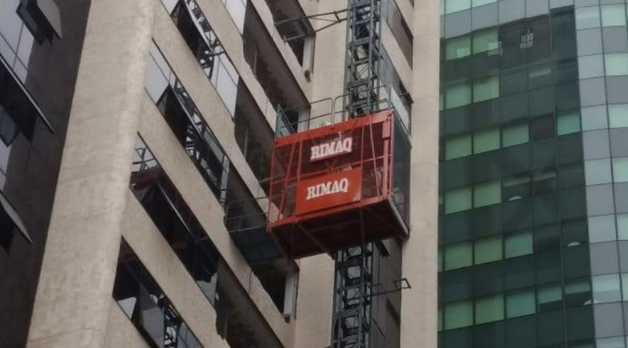 Elevadores de cremalheira