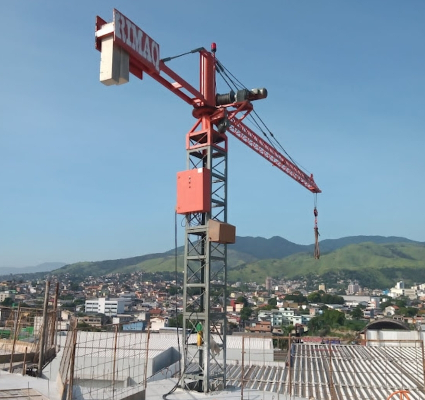 Grua de médio porte