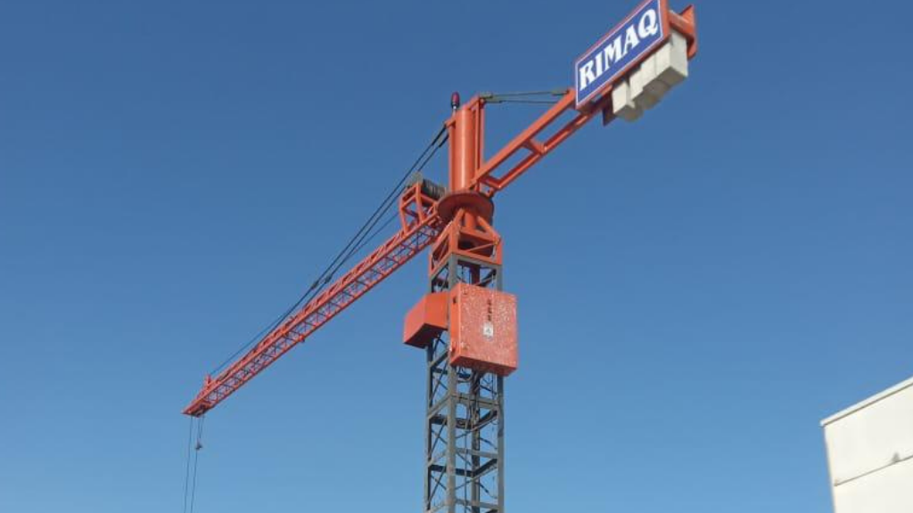 Grua de médio porte